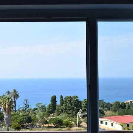 L'eden בית הארחה